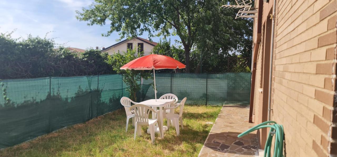 Appartamento Con Giardino Roma Luaran gambar